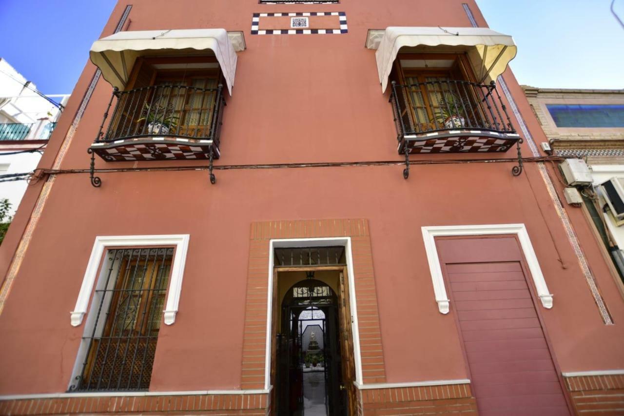 Triana Los Principes Sevilla Kültér fotó
