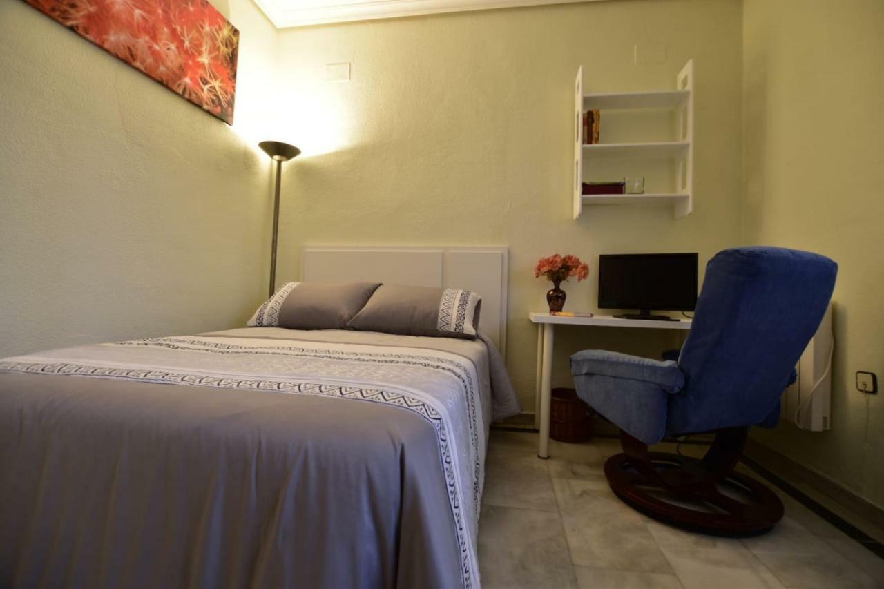 Triana Los Principes Sevilla Kültér fotó